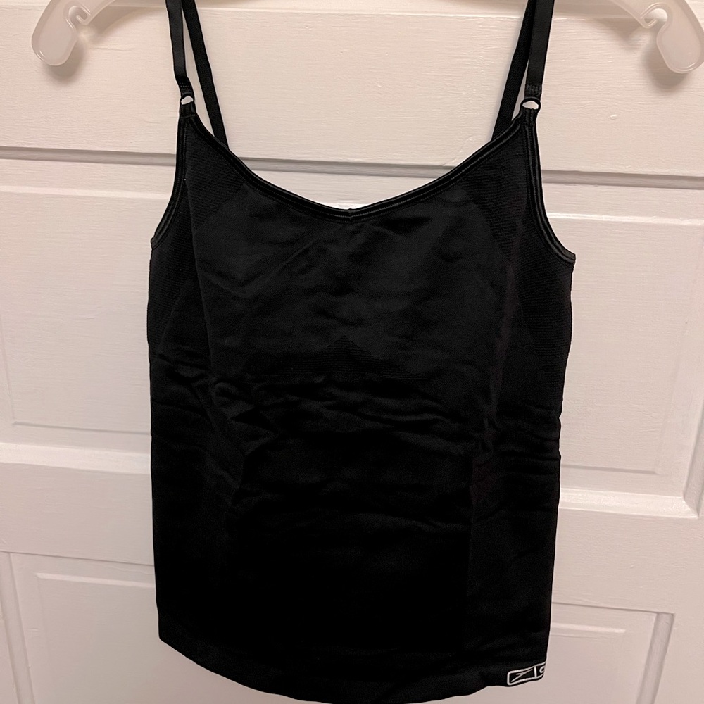 Speedo axcelerate yoga top